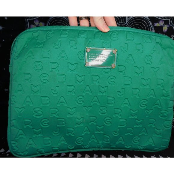 Marc By Marc Jacobs Accessories - Marc By Marc Jacobs Green Padded Neoprene Laptop Sleeve